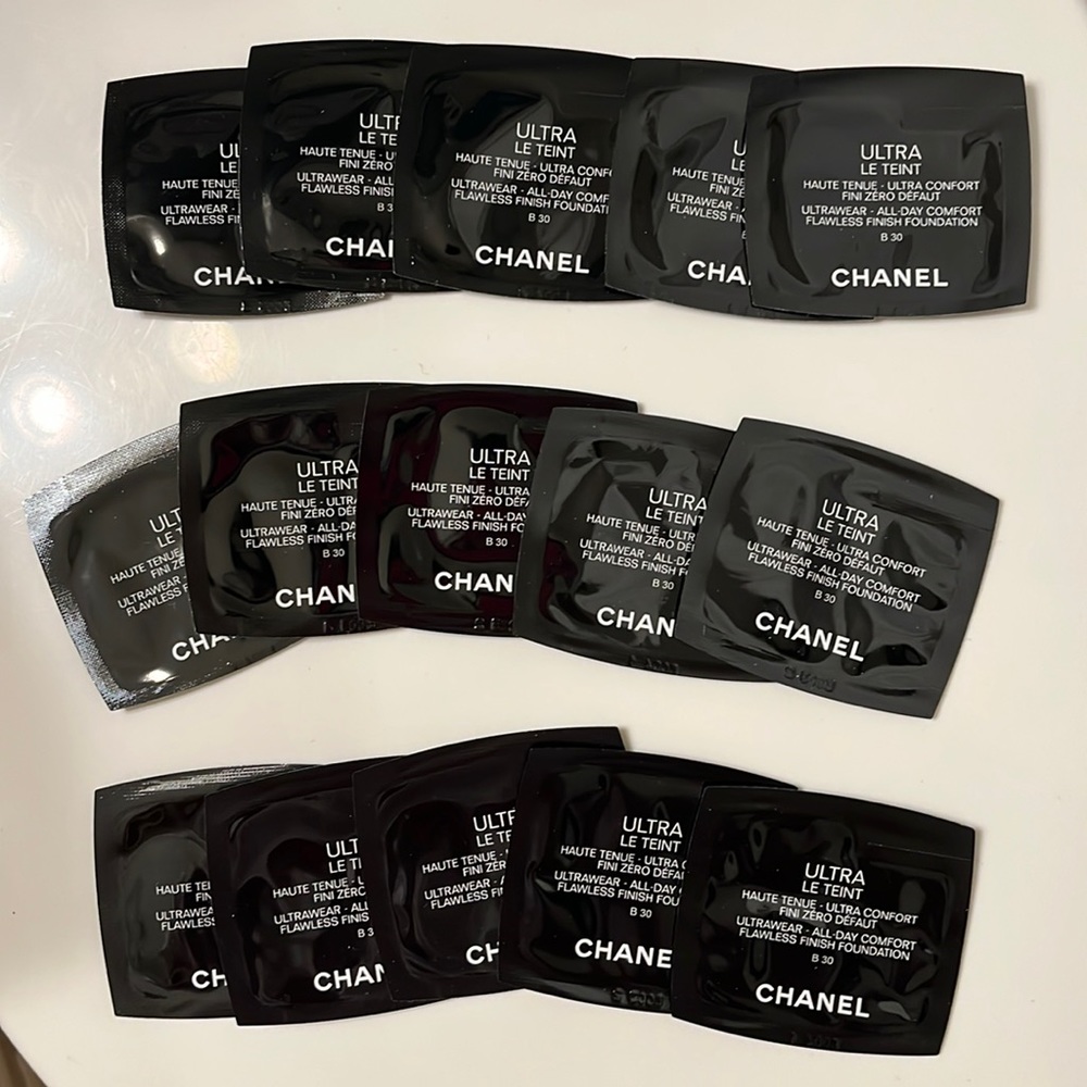 Brand new chanel ULTRA LE TEINT B30